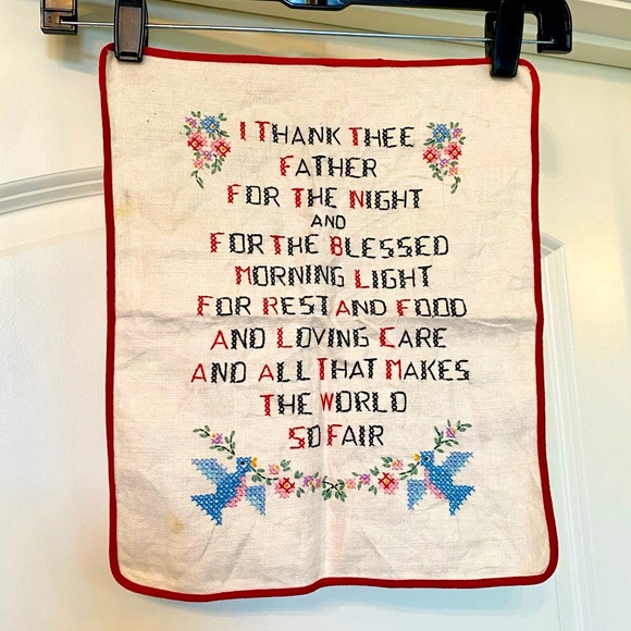 Other - Adorable Handmade Vintage/Antique Hand Towel 💙♥️